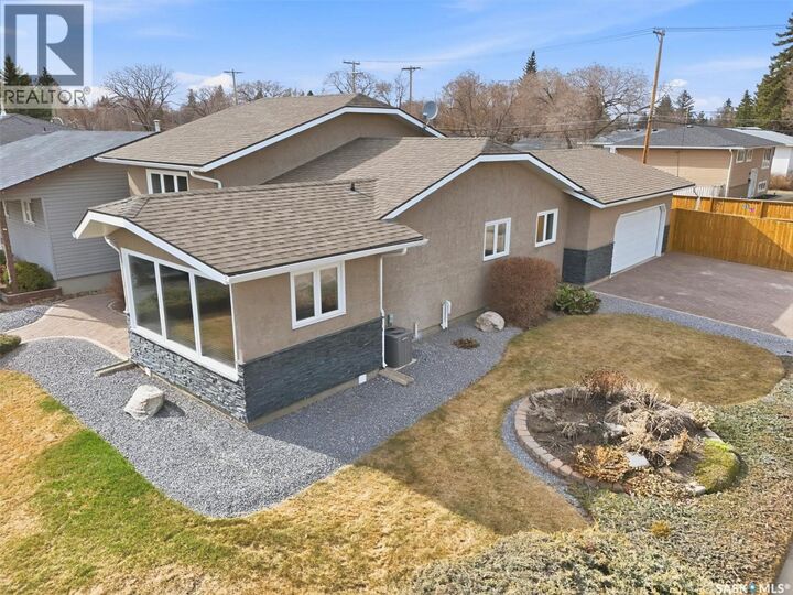 Property Photo:  3402 Calder Crescent  SK S7J 4W6 