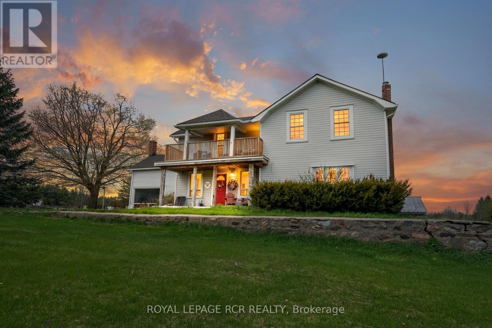 Property Photo:  487233 30 Sideroad  ON L9V 1G9 