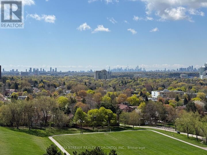Property Photo:  260 Seneca Hill Drive 1205  ON M2J 4S6 