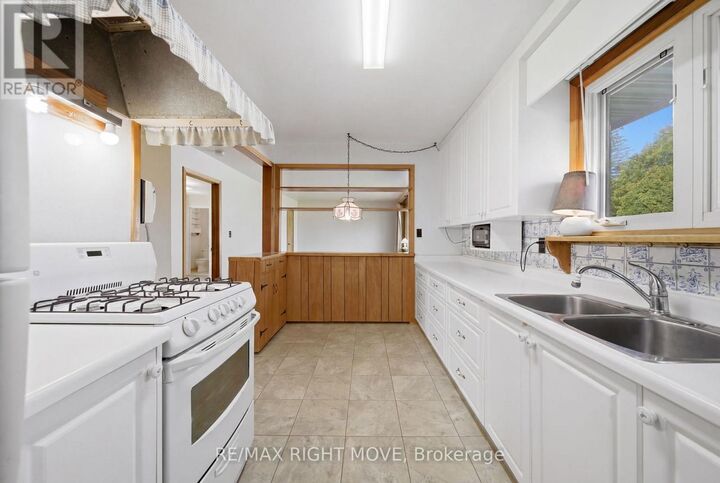 Property Photo:  23A George Street  ON L3V 2V4 