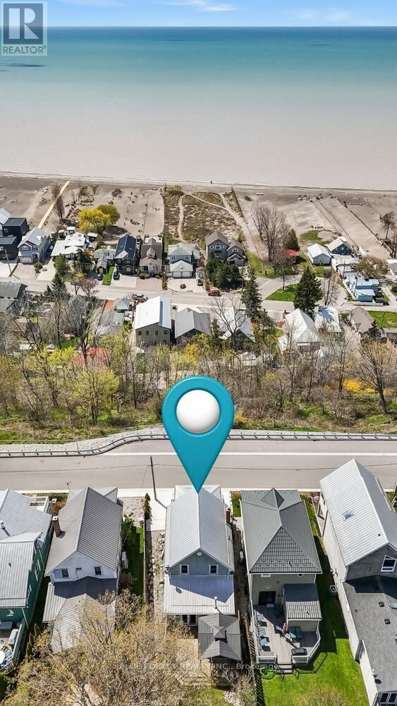 Property Photo:  413 Front Street  ON N5L 1G2 