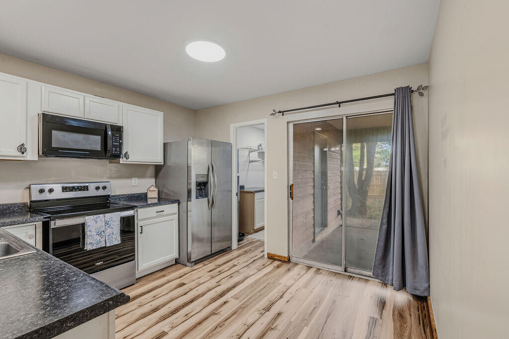 Property Photo: 13 NW Cape Drive Apt B FL 32548