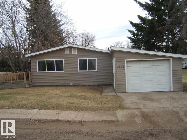 Property Photo:  4603 51 Avenue  AB T0B 4K0 