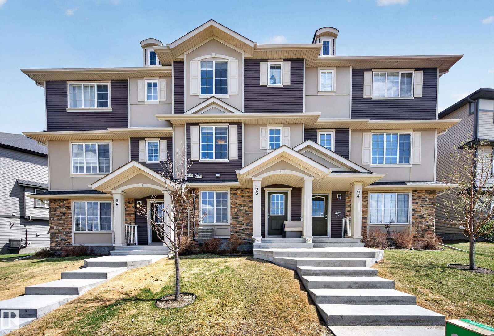 Property Photo:  20 Augustine Crescent 66  AB T8H 0Z8 