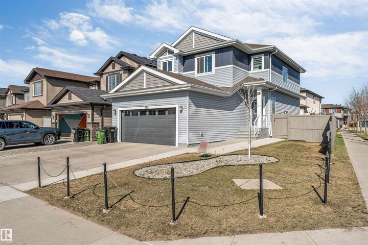 Property Photo:  1103 29 Street NW  AB T6T 2H3 