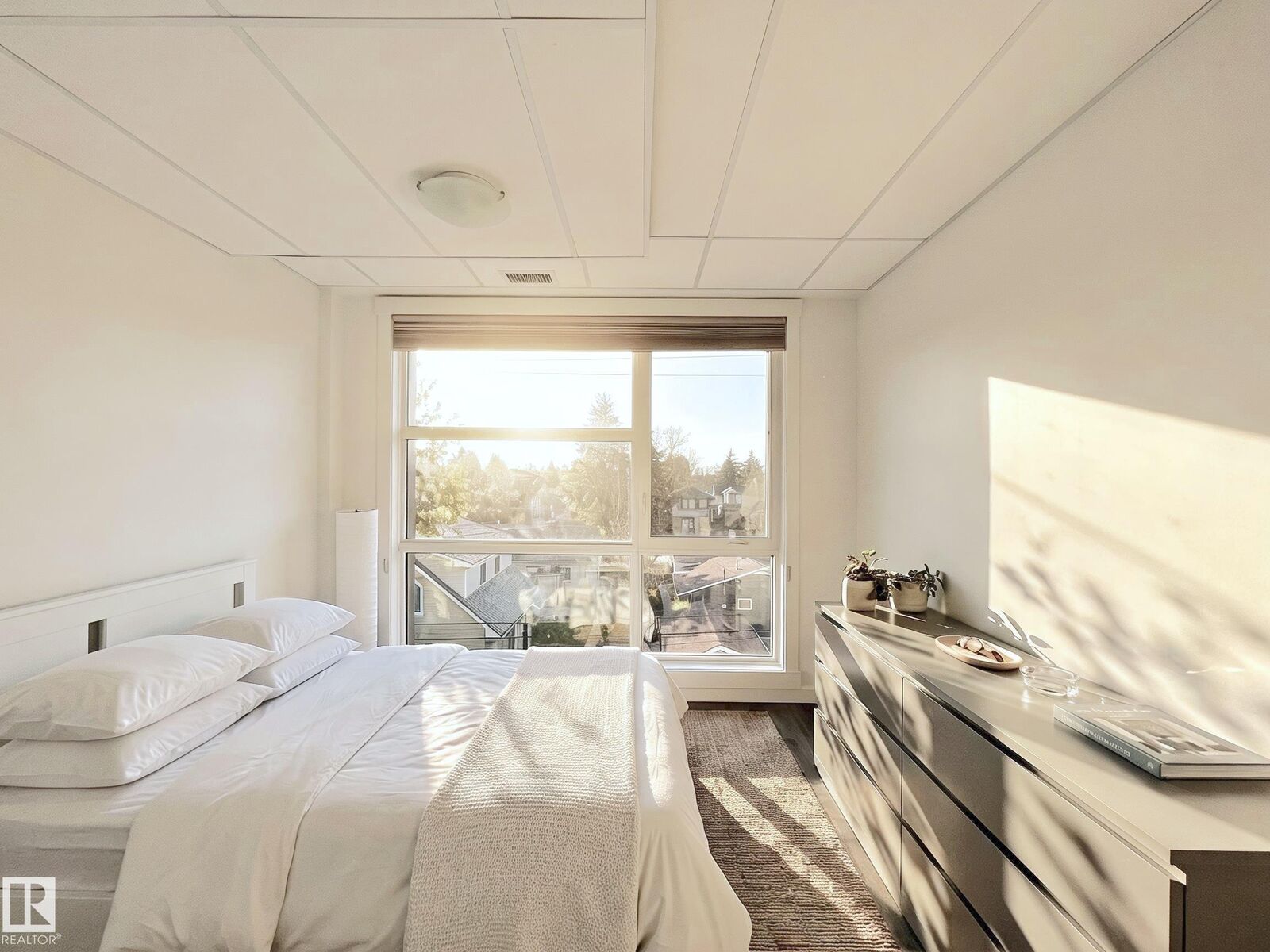 Property Photo:  11503 76 Avenue NW 310  AB T6G 0K6 