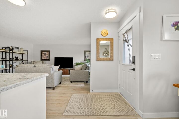 Property Photo:  36 Greenwood Close  AB T7X 1Y1 