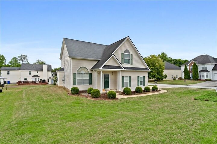 Property Photo:  350 Yellow River Lane  GA 30012 