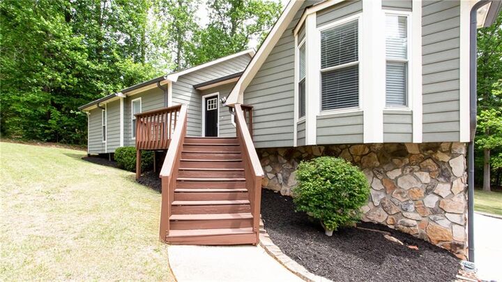 Property Photo:  4909 Millen Drive SE  GA 30126 