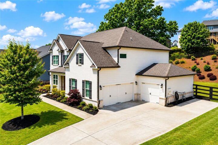 Property Photo: 415 Carmichael Circle GA 30115
