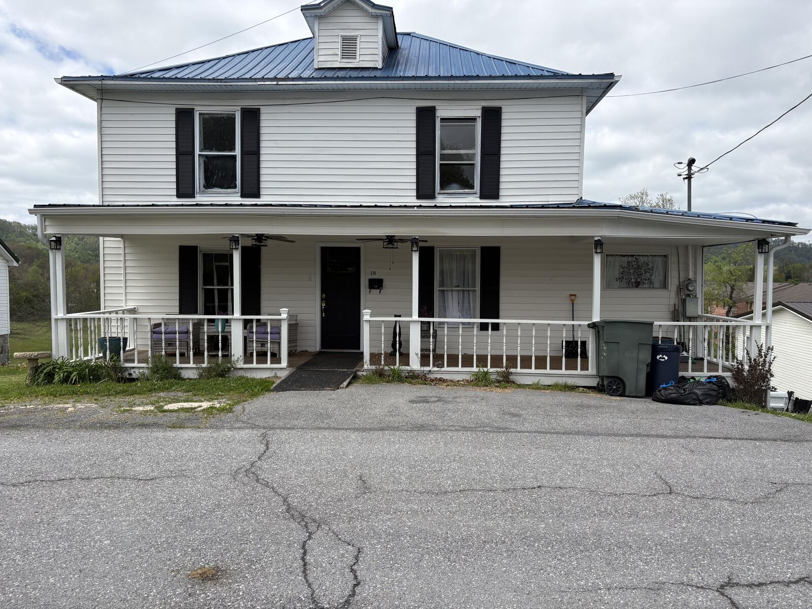 Property Photo:  514 Lloyd  WV 26651 