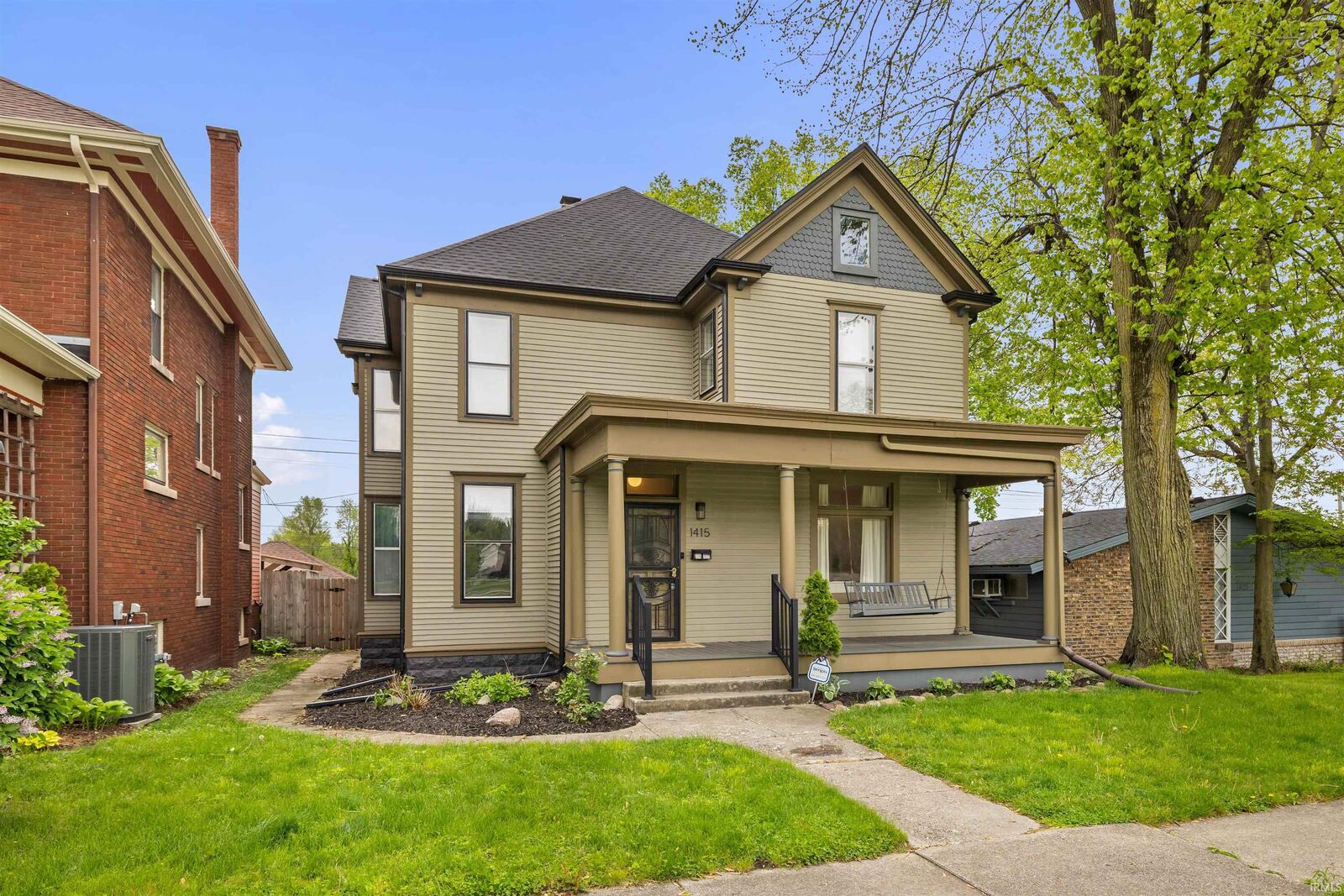 Property Photo:  1415 Swinney Park Place  IN 46802-4108 
