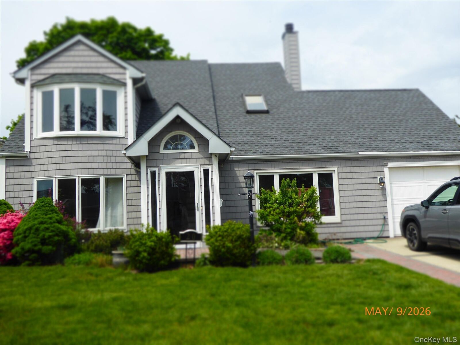 Property Photo:  20 Daisy Lane  NY 11756 