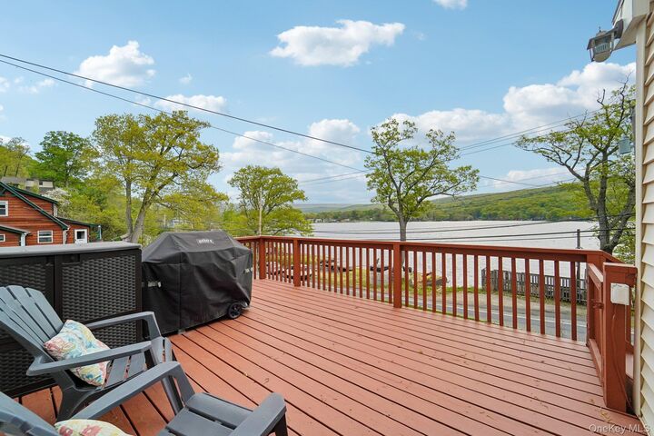 Property Photo:  1 Brook Court  NY 10925 