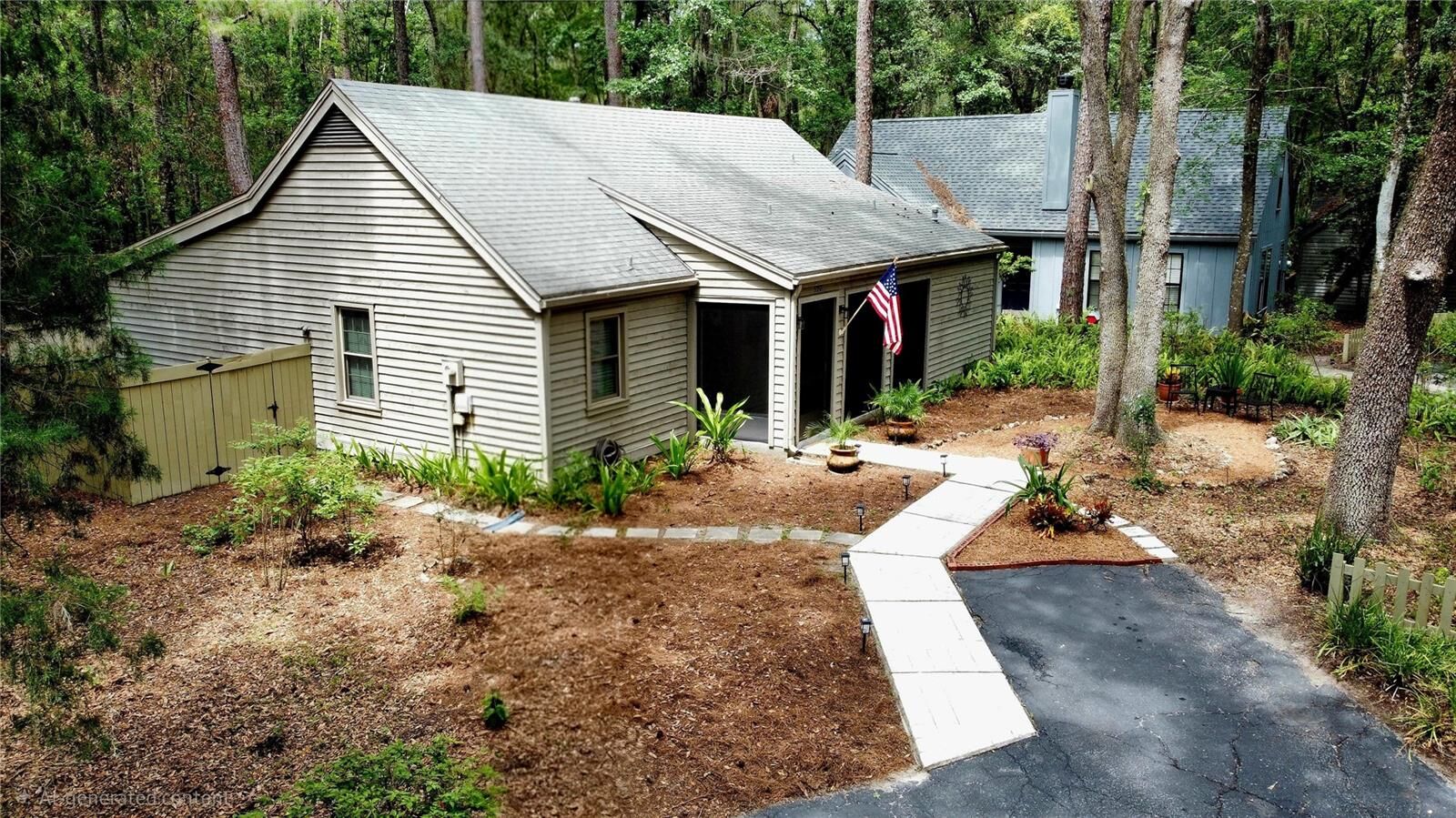 Property Photo: 5201 SW 86 Terrace FL 32608