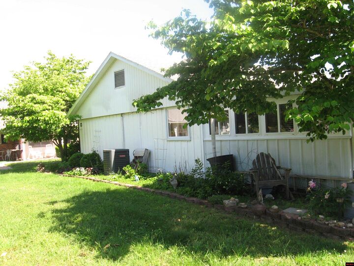 Property Photo:  3833 W Hwy 178  AR 72642 