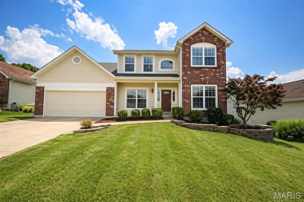 Property Photo: 1126 Manor Cove Drive MO 63304