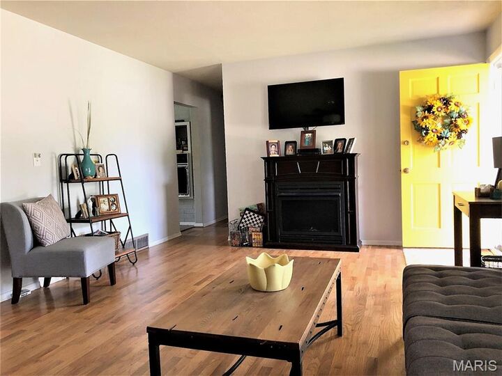 Property Photo:  1811 Lawanda Drive  MO 63701 