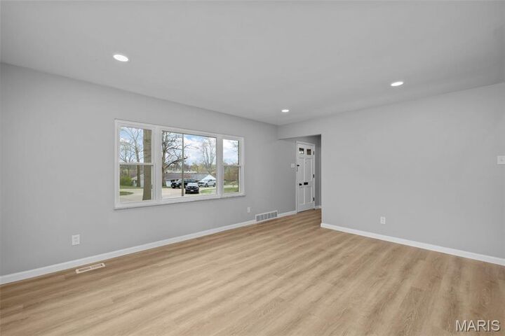 Property Photo:  1171 Ascot Lane  MO 63122 