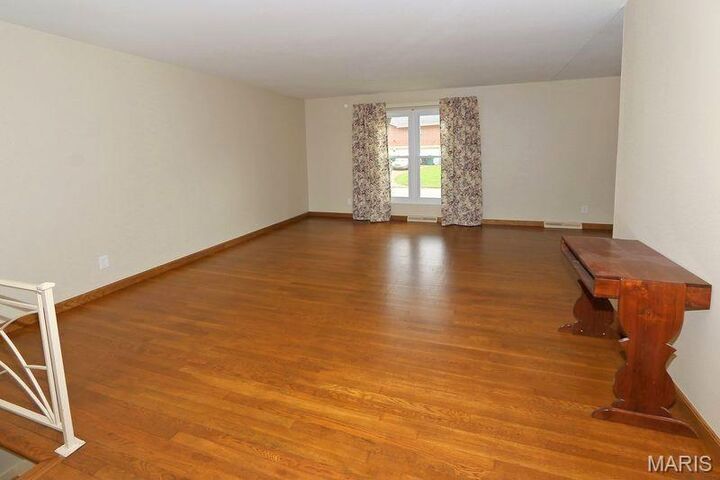 Property Photo:  111 Green Acres Road  MO 63137 