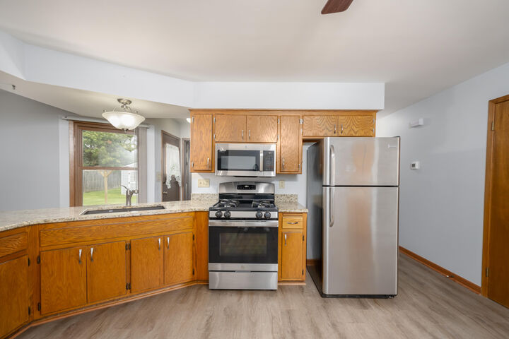 Property Photo: 3812 W Jodi Pl WI 53132
