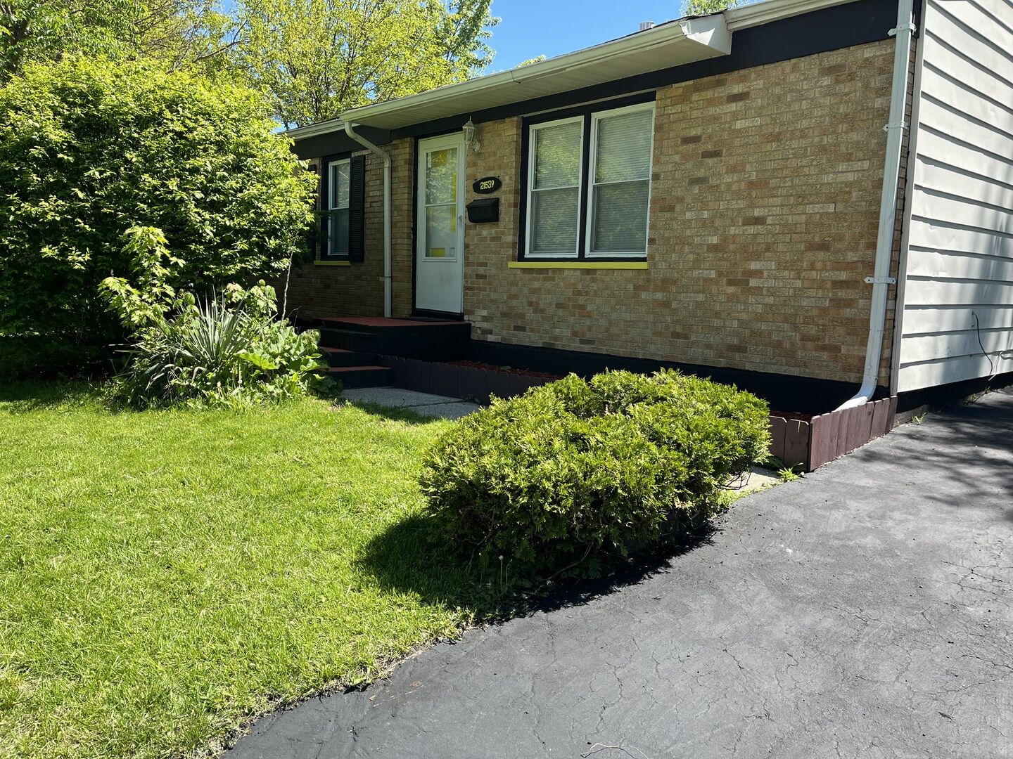 Property Photo:  21539 Gailine Avenue  IL 60411 