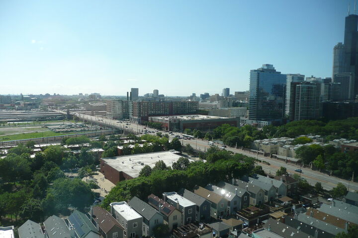 Property Photo:  