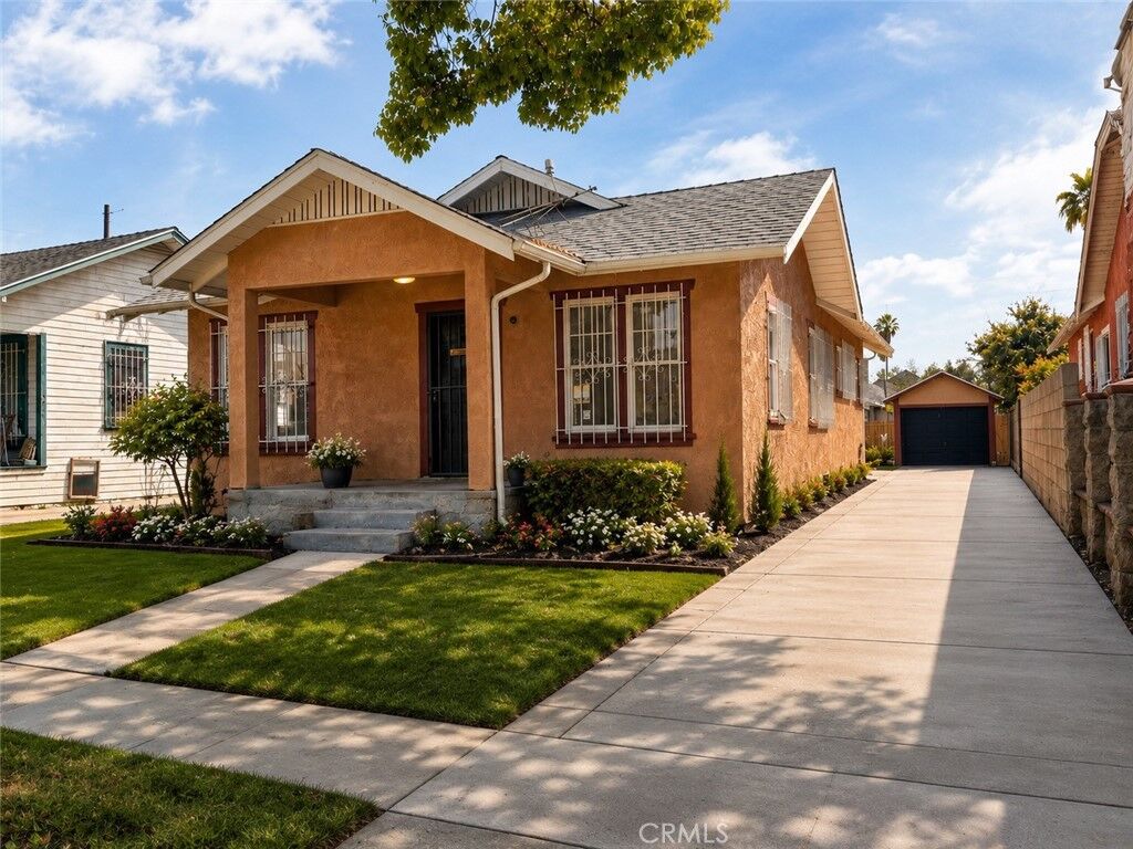 Property Photo:  744 E 74th. St  CA 90001 