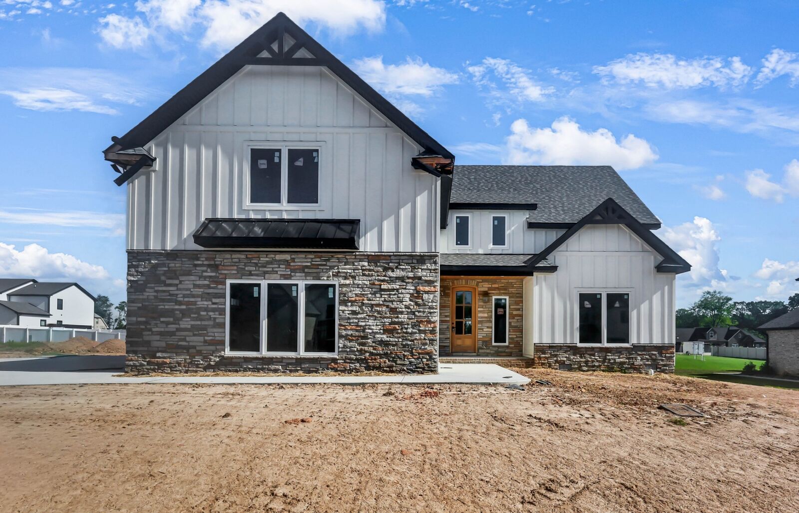 Property Photo: 2473 Ellsworth Dr TN 37043