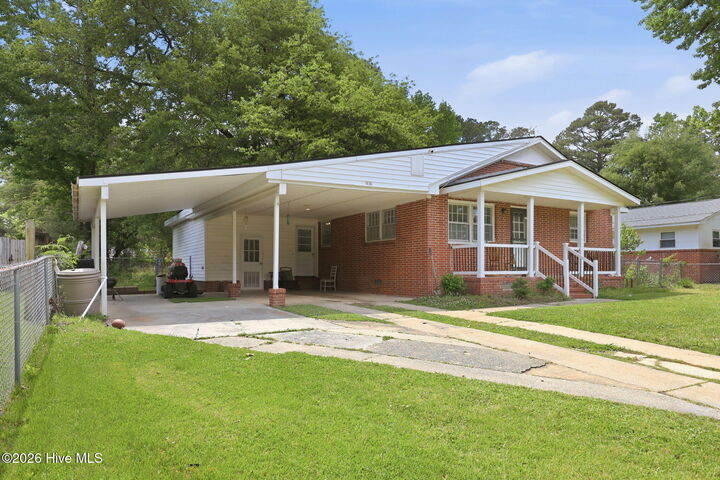 Property Photo:  103 Arthur Court  NC 28546 