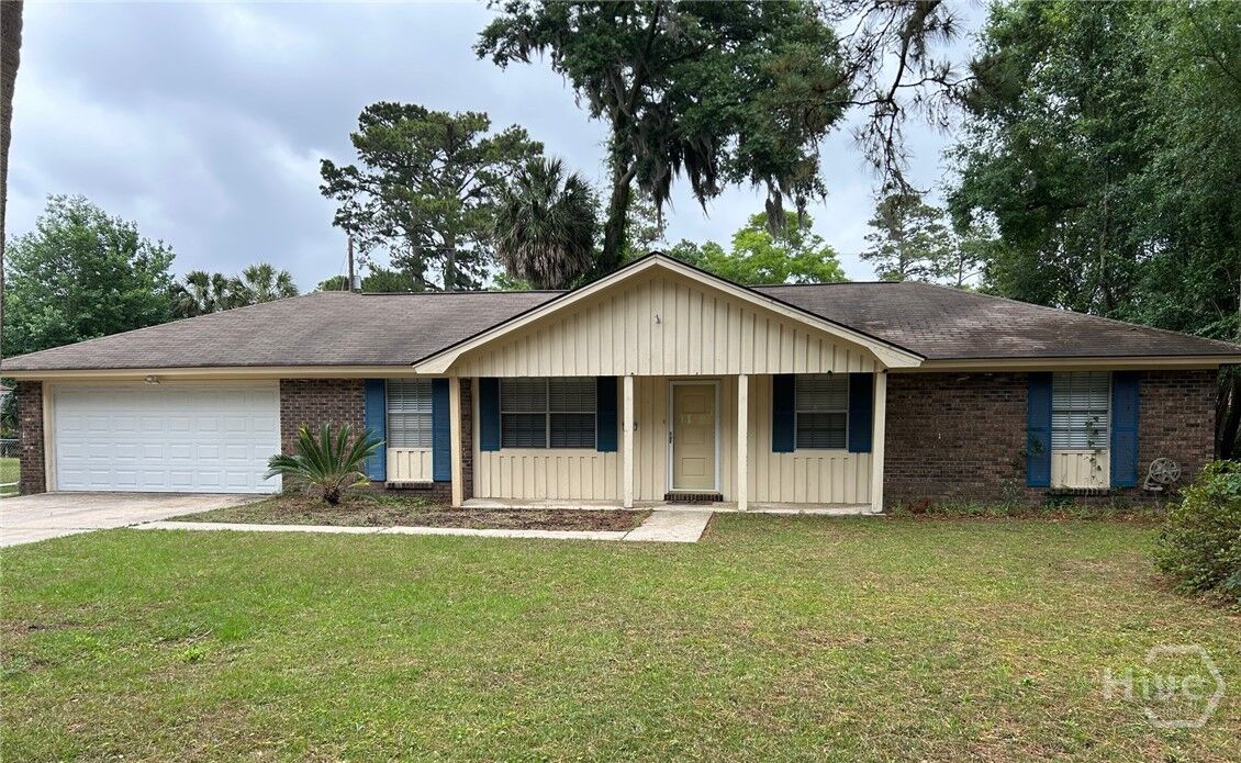 Property Photo:  1303 Wilmington Island Road  GA 31410 