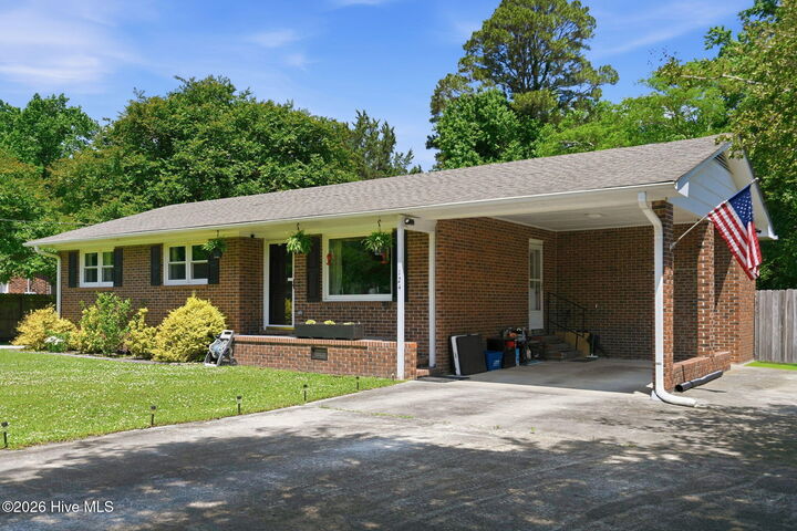 Property Photo: 124 Humphrey Boulevard NC 28574