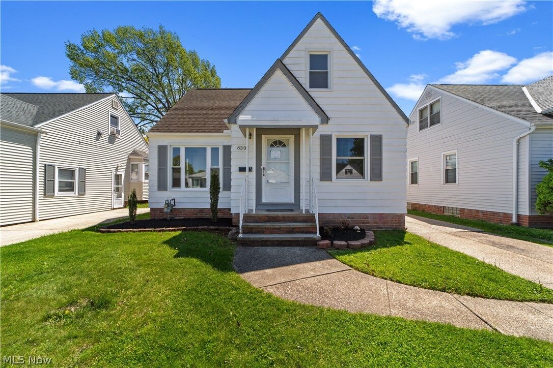 Property Photo:  6307 Kenneth Avenue  OH 44129 