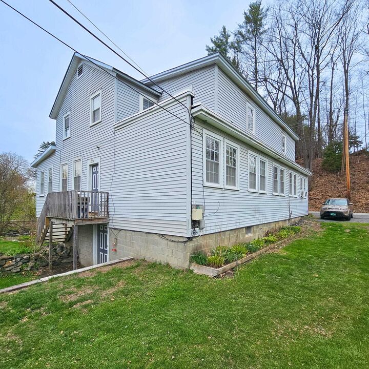 Property Photo:  733 Rt 121  VT 05158 