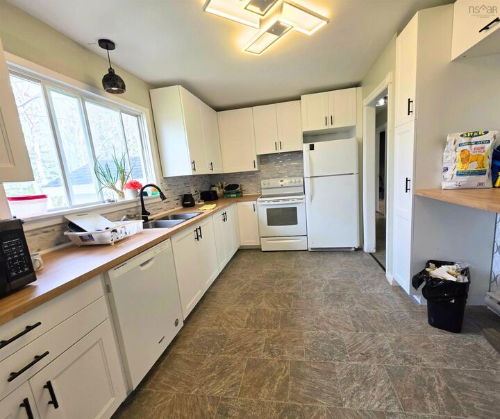 Property Photo:  70 Glenn Avenue  NS B1S 3B2 