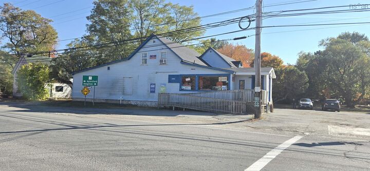 Property Photo:  2082 Highway 1  NS B0P 1A0 