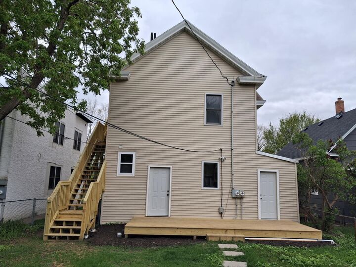 Property Photo:  1611 Carroll Avenue  MN 55104 