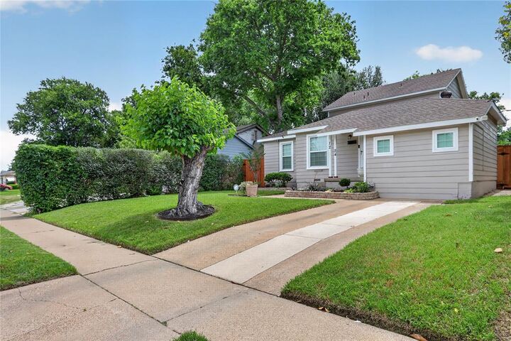Property Photo:  1224 Marion Avenue  TX 76104 
