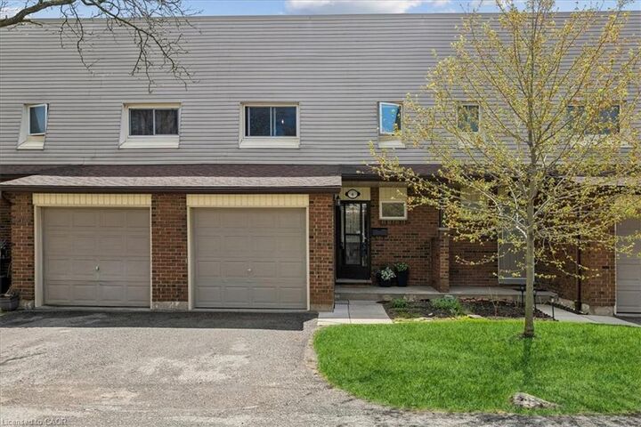Property Photo:  1460 Garth Street 4A  ON L9B 1R6 