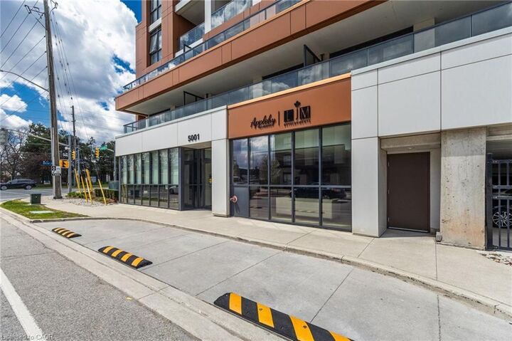 Property Photo:  5001 Corporate Drive 204  ON L7L 0H5 