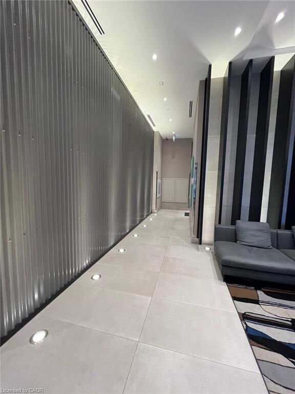 Property Photo:  212 King William Street 522  ON L8R 0A7 