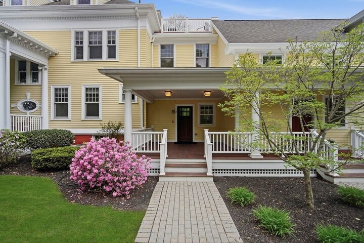 Property Photo:  151 Amity St 2  MA 01002 