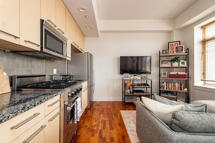 Property Photo:  35 Fay St 610  MA 02118 