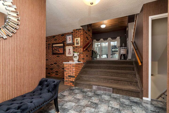Property Photo:  3003 51B Avenue  AB T9V 1M1 