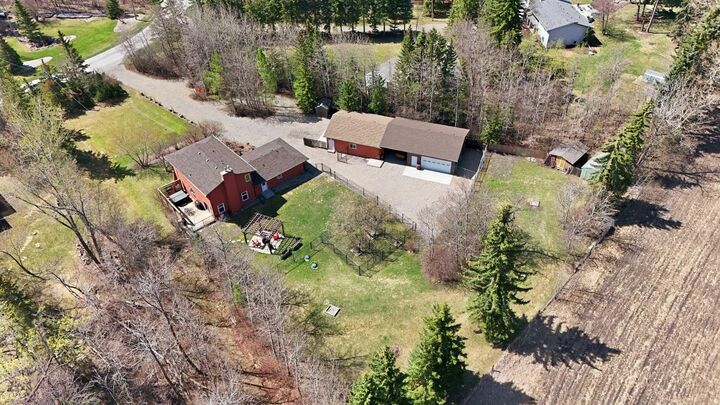 Property Photo:  39026 Range Road 275 55  AB T4S 2A9 