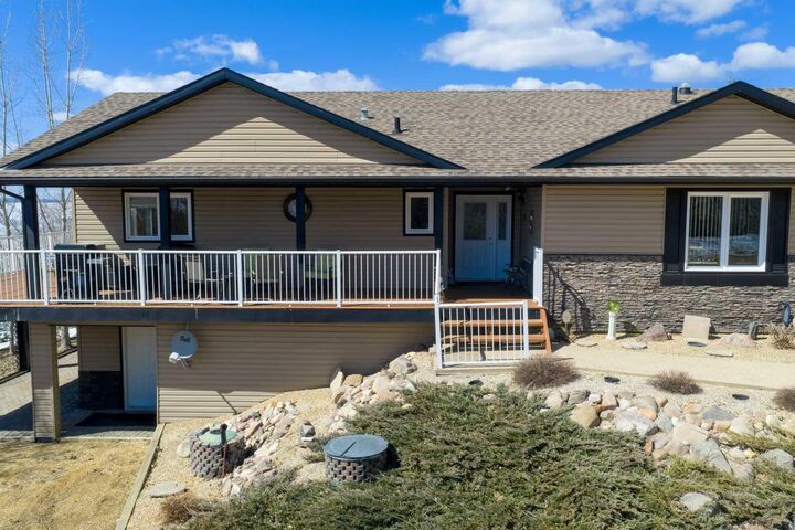 Property Photo:  2987 Calling Lake Drive  AB T9S 0A8 