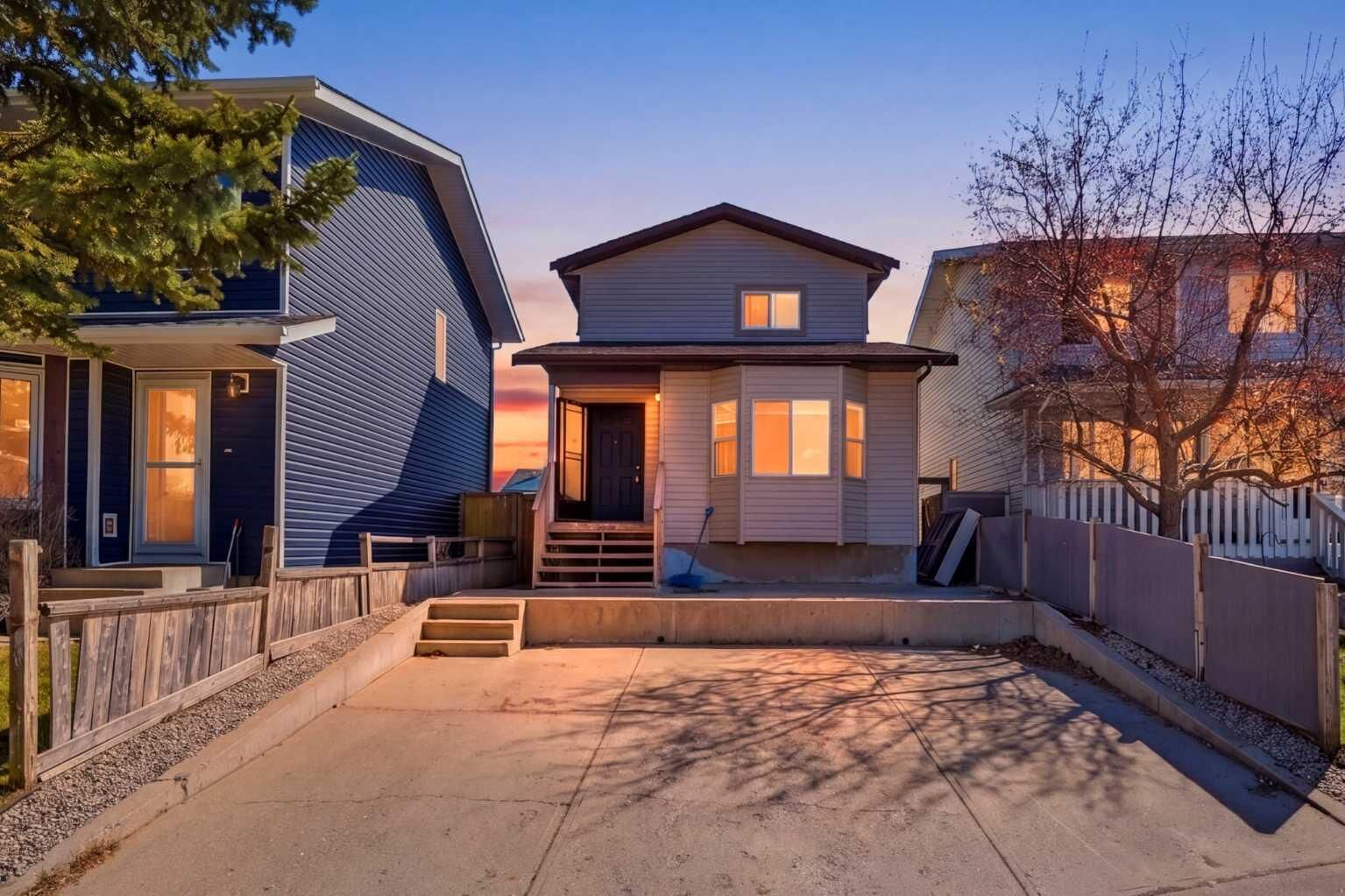Property Photo:  65 Falmere Way NE  AB T3J 2Y7 