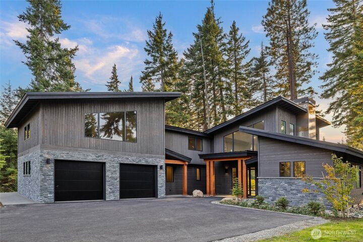 Property Photo:  610  Spragger Way  WA 98922 