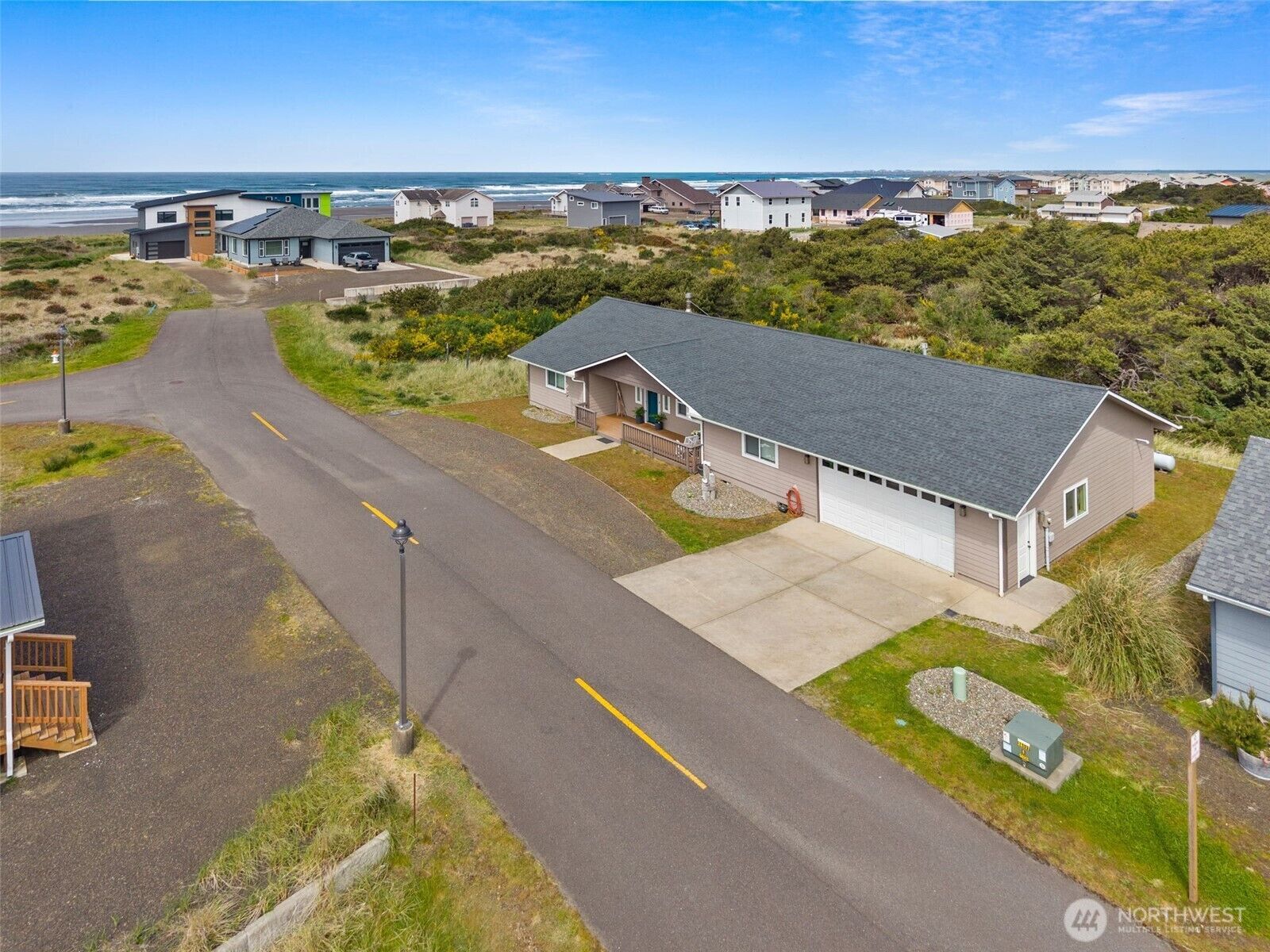 Property Photo:  1503  Dune Crest Loop  WA 98595 
