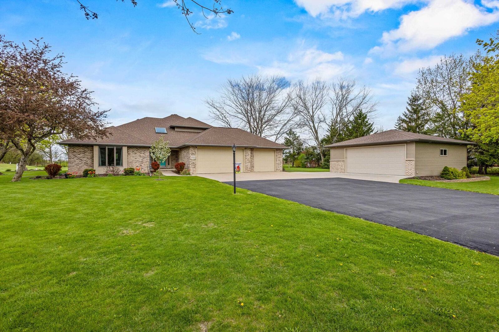Property Photo:  3022 Fairwinds Drive  WI 54956 